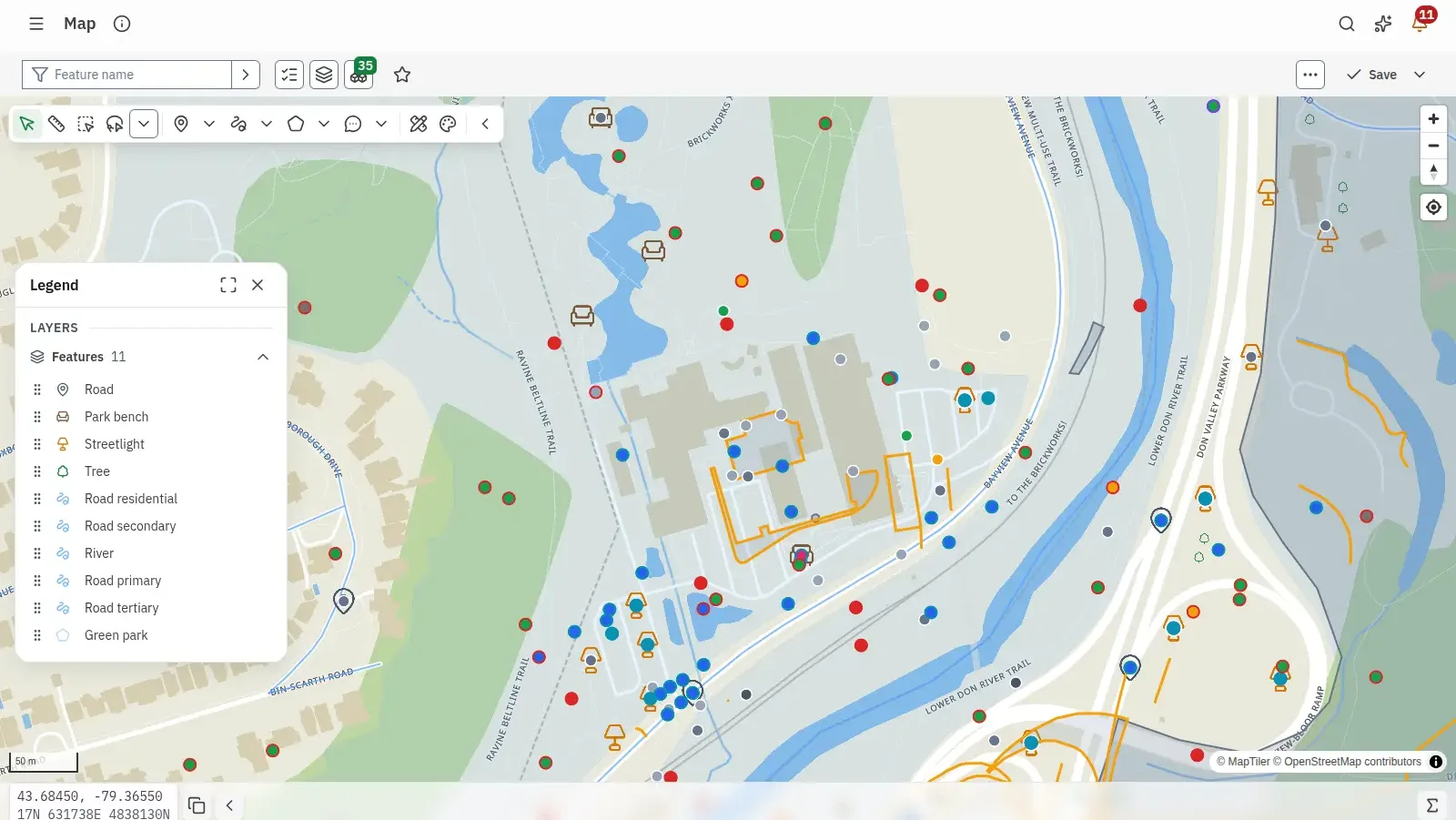 Assets, work and public requests on the map
